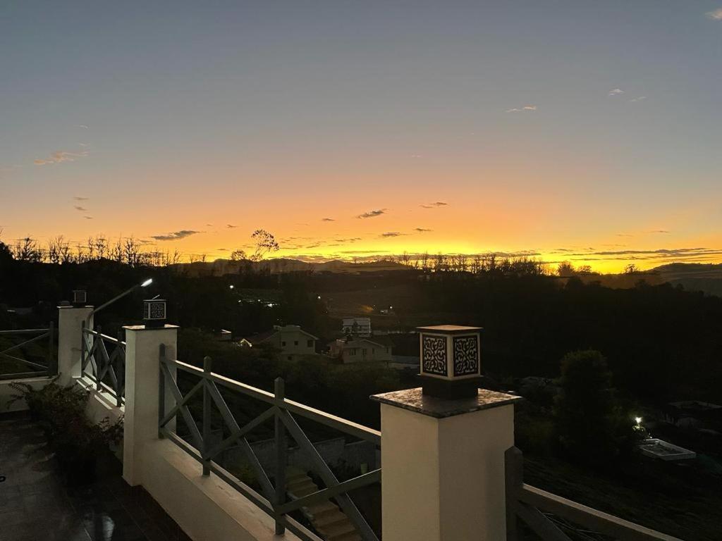 Orchard Valley View 乌提 外观 照片
