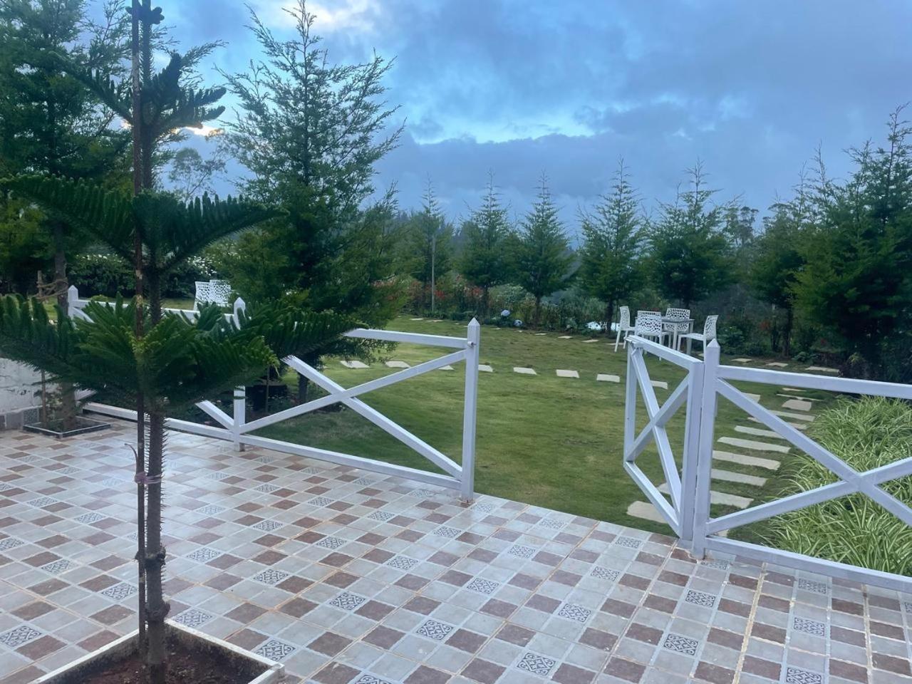 Orchard Valley View 乌提 外观 照片